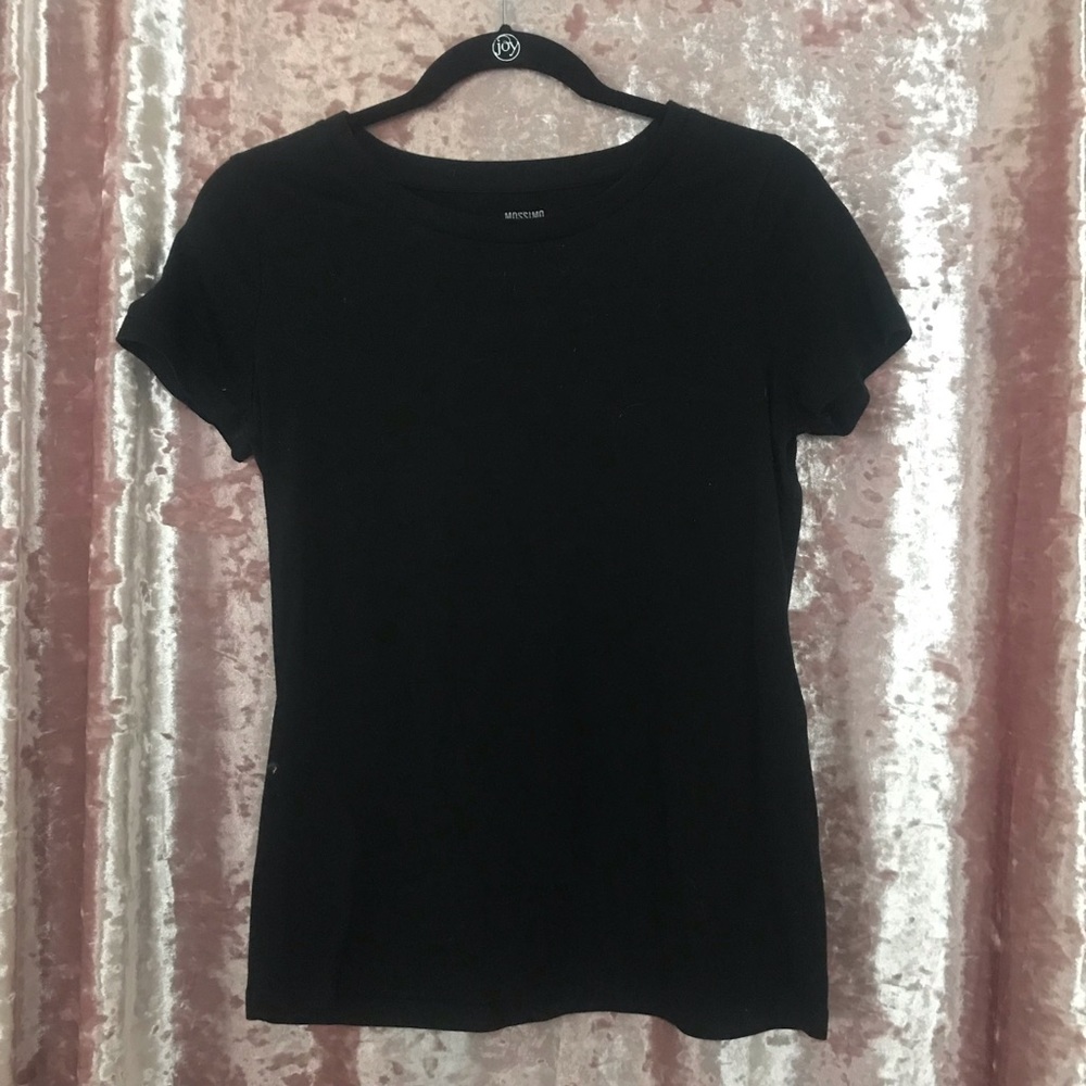 Simple Plain Black Tee